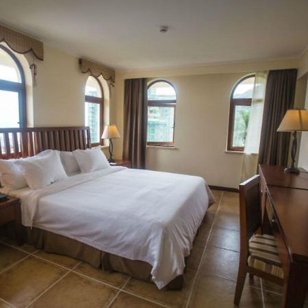 Yuhuayuan Seaview Hotell Sanya Exteriör bild